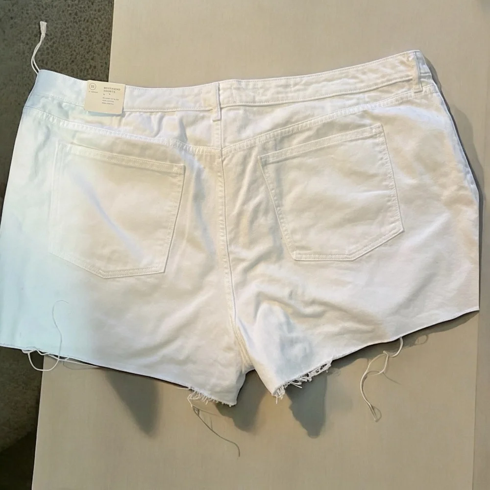 Boyfriend Shorts. White Jean Shorts Classic Style
